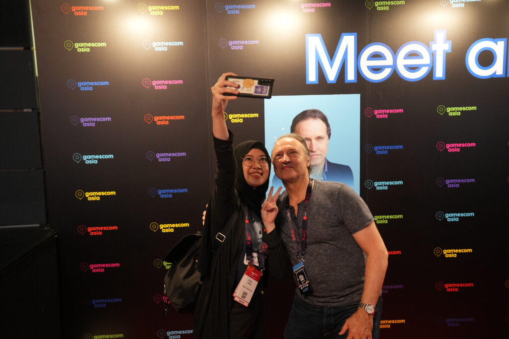 meet and greet creators event